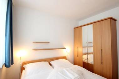 Haus & Villa Strandburg by Rujana