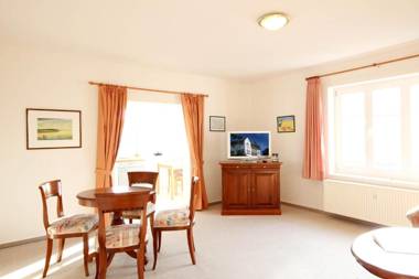 Villa Metropol by Rujana