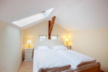 Altes Postamt by Rujana