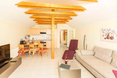 Villa Strandeck - Ferienwohnungen direkt am Strand