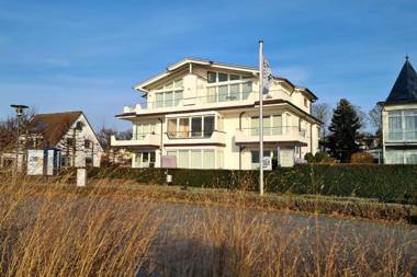 Villa Schwan by Rujana