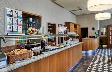 Dom Hotel