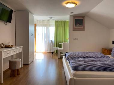 Steinbock Bed & Breakfast