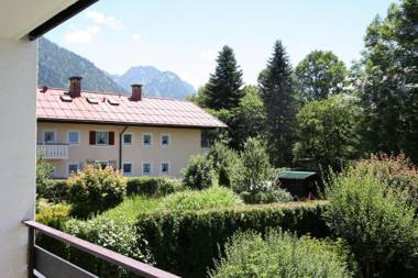 Alpenflair Ferienwohnungen Whg 107 "Fliederbusch"