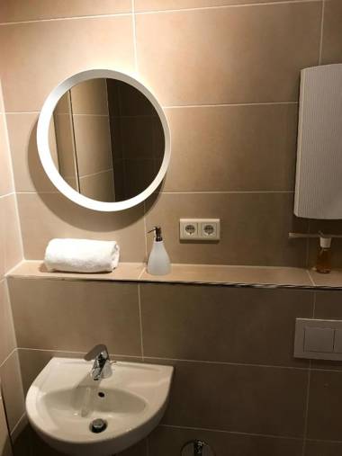 Central Studio Apartments