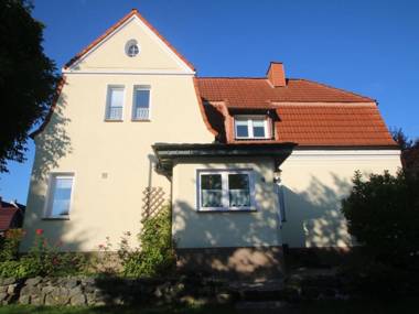 Comfortable apartment in Nordhausen in the Harz with pellet stove and use of the garden