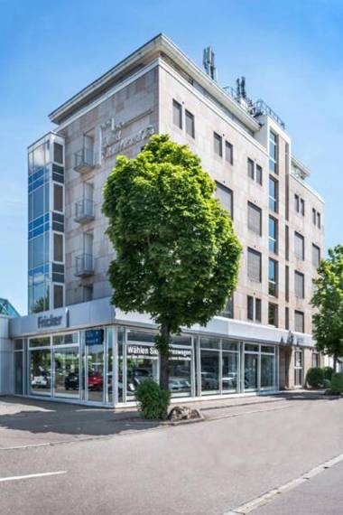 HOTEL BLAUBEURER TOR