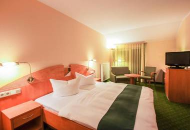 Ferien Hotel Spree-Neisse ehemals Waldhotel Roggosen