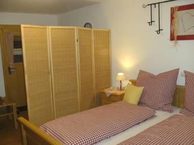 Zum Egerländer Fachwerkhof