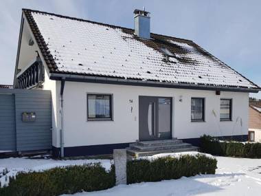 Ferienwohnungen Lilie und Dahlie