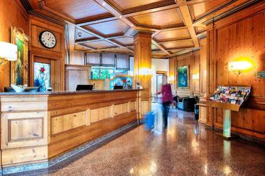 King's Hotel Center Superior