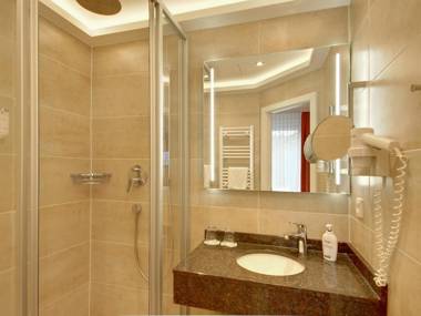 Hotel Kriemhild am Hirschgarten