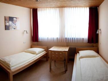 Haus International Hostel