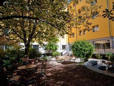 Haus International Hostel