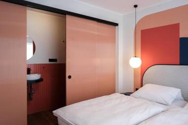 The Dot | 24/7 Checkin