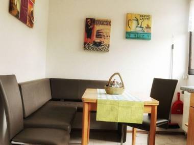 Holiday Home in Mielinghausen with Garden Terrace Heating