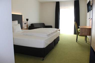 Alb Inn - Hotel & Apartments