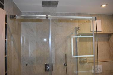 Seebrise mit Musik und Wein