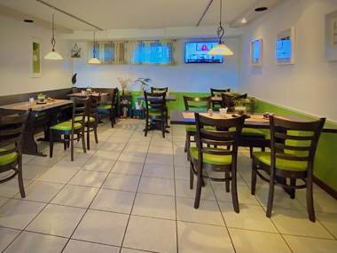 Meister BÄR HOTEL Am Wald