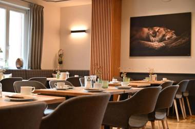 Land-gut Hotel zum Löwen Garni