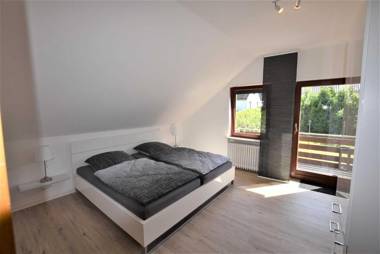 Ferienwohnung T _ T 1