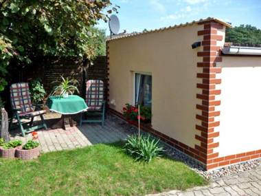 Bungalow im Garten