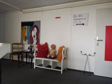 TWS Pension an der B1