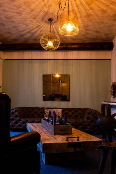 Elan Hotel
