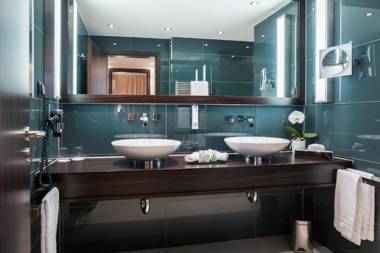 Leoso Hotel Leverkusen