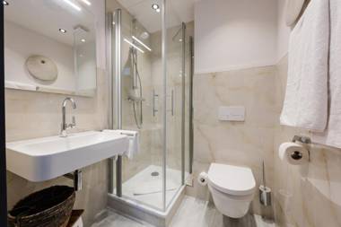 360 Grad Hotel & Bar