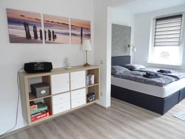 Ferienwohnungen "Kajüte Leer" 15199