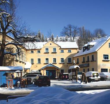 Hotel Erbgericht Buntes Haus