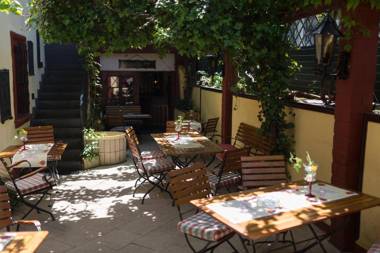 Hotel Reichsschenke Zum Ritter Götz "Garni"