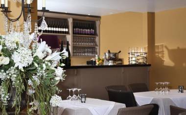 Wein und Landhaus Kallfels