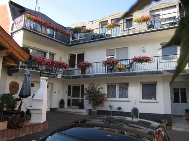 Wein und Gästehaus Hüls