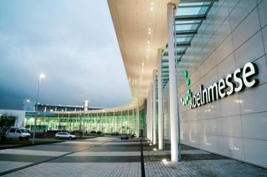 SMARTY Cologne Dom Hotel - Boardinghouse - KONTAKTLOSER SELF CHECK-IN
