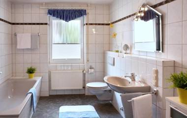 Ferienweingut Klaus Thiesen Gästezimmer und Apartments