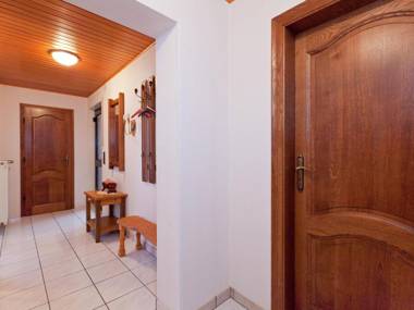 Spacious comfortable 5-pers. house on the ground floor