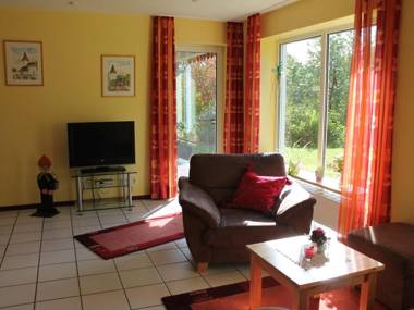 House with modern interior and garden in the Volcanic Eifel near deer and game park