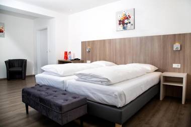 sevenDays Hotel and Boardinghouse Kirchheim