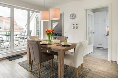 Strandhäuser Lindenstraße Grasnelke