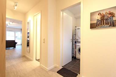 Merlin 1 Waldstr 20 f