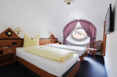 Hotel Goldener Hirsch