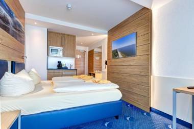 Familien Wellness Hotel Seeklause mit großem Abenteuerspielplatz "Piraten-Insel-Usedom"