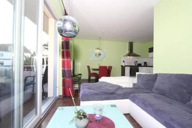 F-1072 Haus am Strand FeWo 03 strandnah Balkon Meerblick