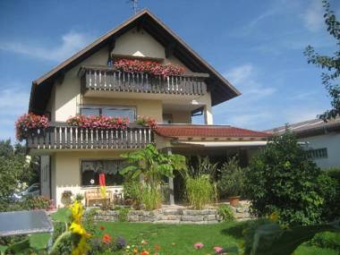 Ferienwohnung Zierapfel