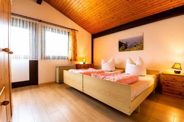 Ferienwohnpark Immenstaad am Bodensee Satteldachhaus Typ 9 SD 45