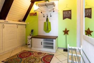 Ferienwohnpark Immenstaad am Bodensee Nurdachhaus Typ 8 NDW 076