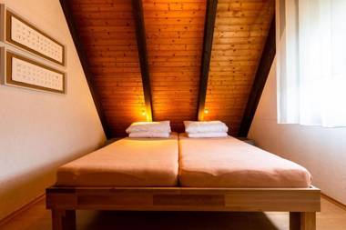 Ferienwohnpark Immenstaad am Bodensee Nurdachhaus Typ 8 NDT 008