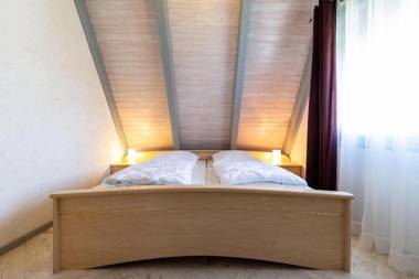 Ferienwohnpark Immenstaad am Bodensee Nurdachhaus Typ 8 NDT 020